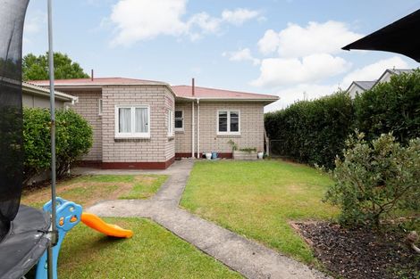 Photo of property in 1 Hall Lane, Frankton, Hamilton, 3204
