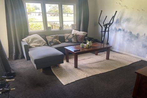 Photo of property in 12 Mccaughan Street, Browns, Winton, 9781