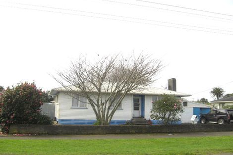 Photo of property in 80 Leslie Street, Waitara, 4320