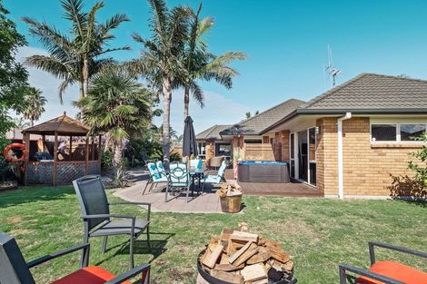 Photo of property in 42 Tuihana Drive, Papamoa Beach, Papamoa, 3118