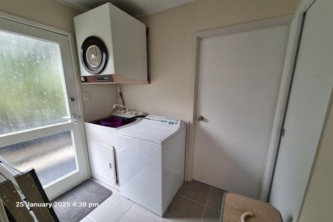 Photo of property in 1/13 Valhalla Drive, Beach Haven, Auckland, 0626
