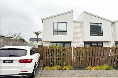 Photo of property in 1/29 Normandy Place, Henderson, Auckland, 0610