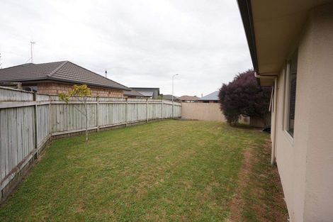 Photo of property in 21 Cleveland Heights, Kelvin Grove, Palmerston North, 4414