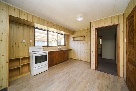 Photo of property in 32 Rata Street, Tokomaru, Palmerston North, 4474