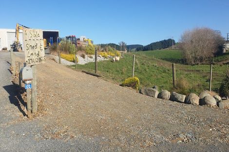 Photo of property in 1210 Kaka Point Road, Kaka Point, 9271