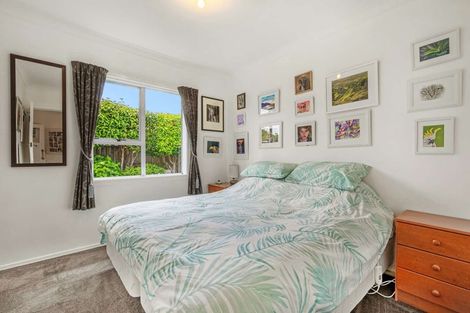 Photo of property in 1 Island View Road, Western Heights, Rotorua, 3015