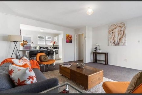 Photo of property in 2/113 Wallace Road, Papatoetoe, Auckland, 2025