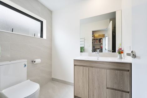 Photo of property in 54c Chilcott Road, Henderson, Auckland, 0612