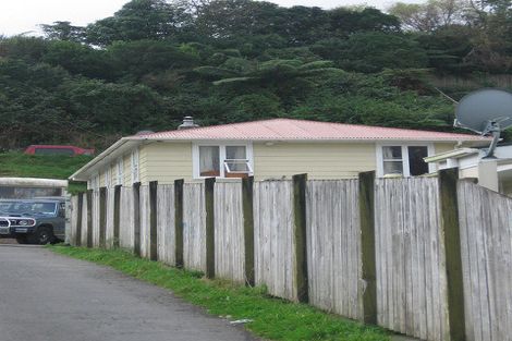 Photo of property in 44 Hanson Grove, Stokes Valley, Lower Hutt, 5019