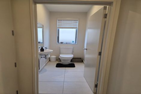 Photo of property in 16 Lydiard Place, Beachlands, Auckland, 2018