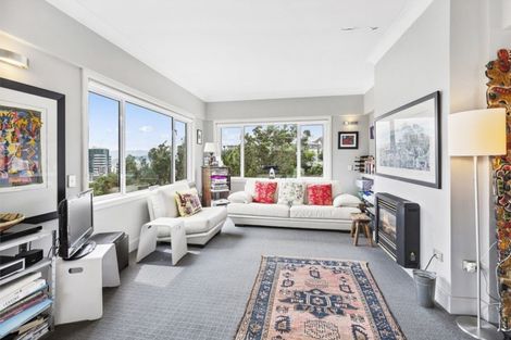 Photo of property in Samoa High Commission, 3/1 Wesley Road, Kelburn, Wellington, 6012