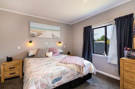 Photo of property in 19 Runuku Grove, Turangi, 3334