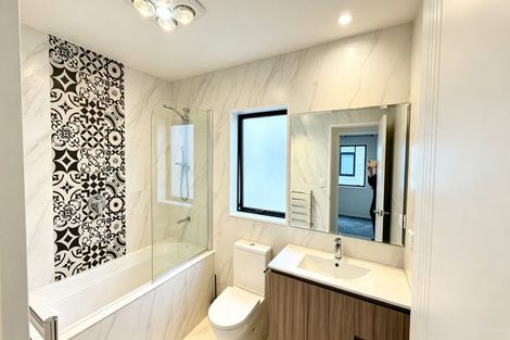 Photo of property in 32 Minhas Road, Papakura, 2110