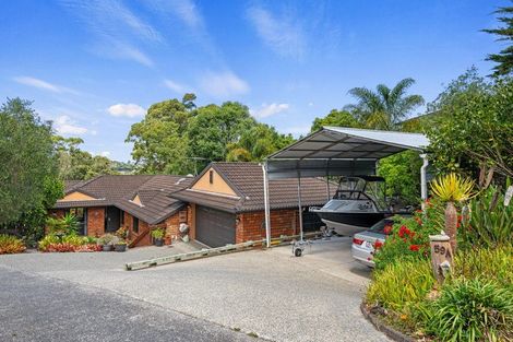 Photo of property in 59a Lonely Road, Fairview Heights, Auckland, 0632