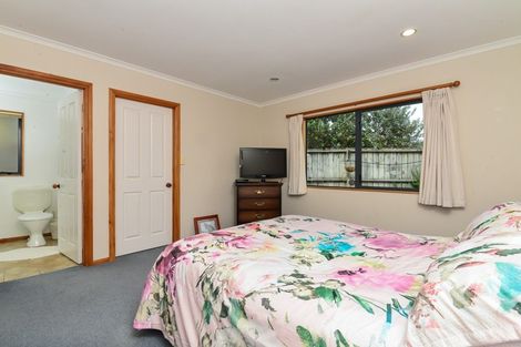 Photo of property in 5 Hampstead Way, Rototuna North, Hamilton, 3210