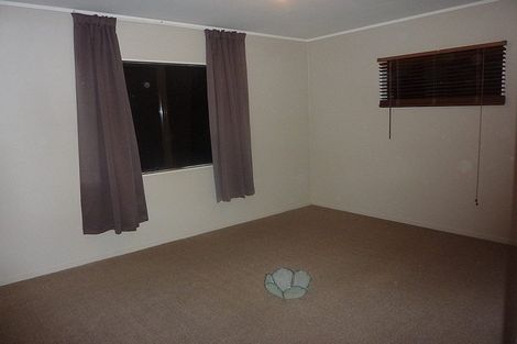 Photo of property in 2/6 Esperanto Road, Papatoetoe, Auckland, 2025