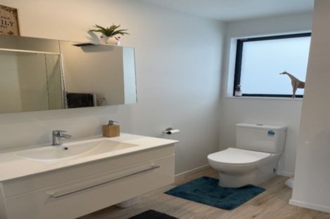 Photo of property in 1/130 Olliviers Road, Phillipstown, Christchurch, 8011