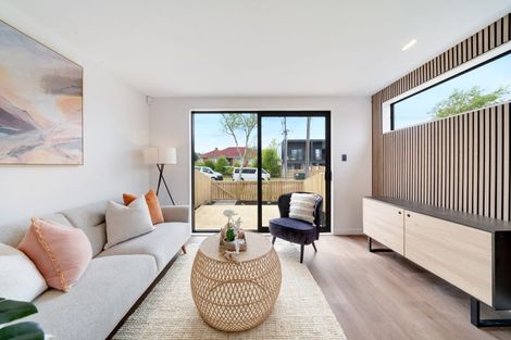 Photo of property in 2/60 Yeovil Road, Te Atatu Peninsula, Auckland, 0610