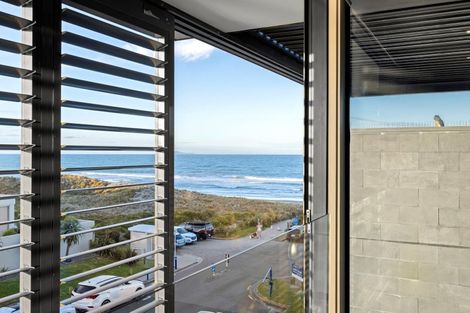 Photo of property in 2/415 Oceanbeach Road, Mount Maunganui, 3116