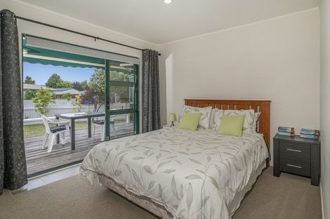 Photo of property in 2 Seascape Avenue, Whitianga, 3510