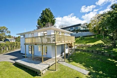 Photo of property in 603a Glenfield Road, Totara Vale, Auckland, 0629