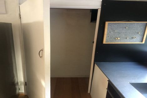 Photo of property in 61 Mortimer Terrace, Brooklyn, Wellington, 6021