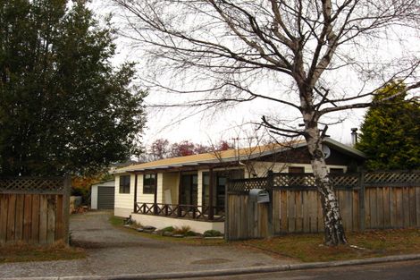 Photo of property in 15 Hood Crescent, Arrowtown, 9302