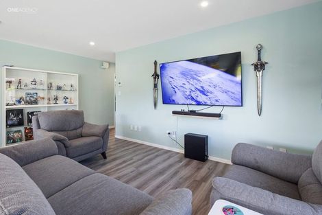 Photo of property in 10 Manuka Street, Pegasus, 7612