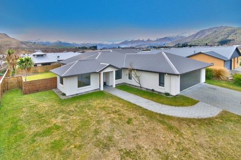 Photo of property in 75 Howards Drive, Lake Hayes, Queenstown, 9304
