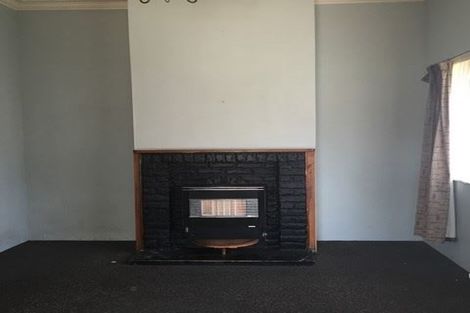 Photo of property in 21 Tongariro Street, Castlecliff, Whanganui, 4501