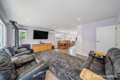 Photo of property in 57 Poto Road, Normandale, Lower Hutt, 5010
