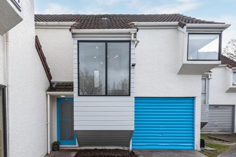 Photo of property in 2/56 Saint James Avenue, Papanui, Christchurch, 8053