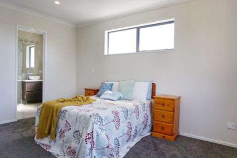 Photo of property in 17 Mcquoids Road, Flat Bush, Auckland, 2019