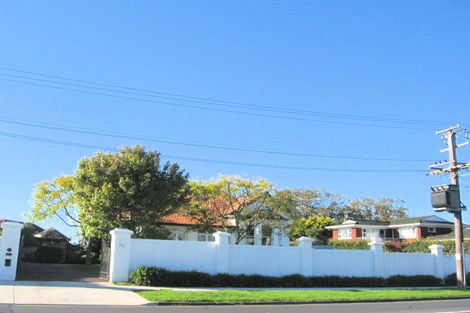 Photo of property in 99 Bleakhouse Road, Howick, Auckland, 2014