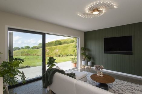 Photo of property in 74 Scarlys Way, Okitu, Gisborne, 4010