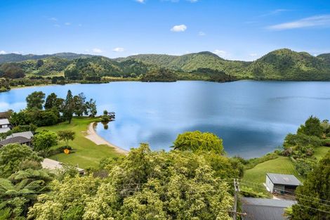 Photo of property in 60 Okareka Loop Road, Lake Okareka, Rotorua, 3076