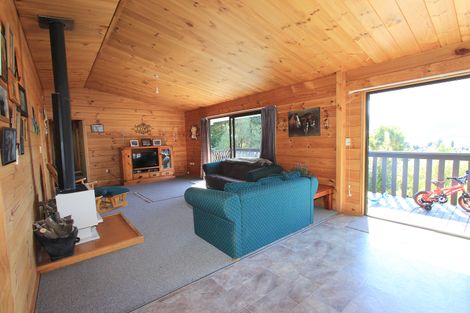 Photo of property in 17 Beach Place, Havelock, 7100