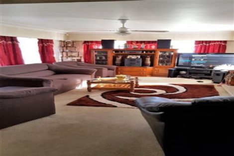 Photo of property in 37 Kelvyn Grove, Hillpark, Auckland, 2102