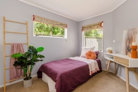 Photo of property in 18 Kohutuhutu Road, Raumati Beach, Paraparaumu, 5032