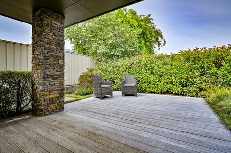 Photo of property in 127 Arataki Road, Havelock North, 4130