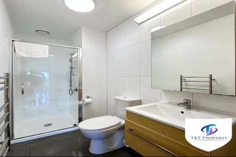 Photo of property in Twin Towers, 609/17 Putney Way, Manukau, Auckland, 2104