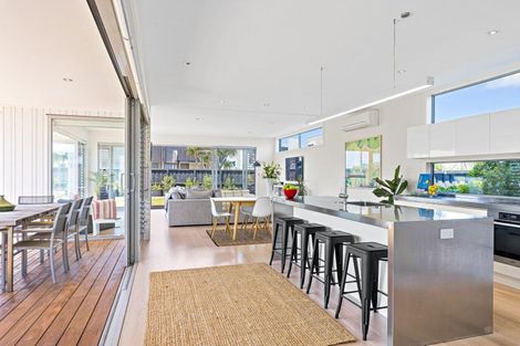 Photo of property in 61 Kewai Street, Omaha, 0986