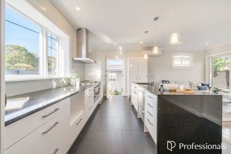 Photo of property in 120 Knights Road, Hutt Central, Lower Hutt, 5010