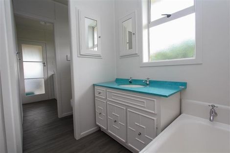 Photo of property in 16 Jeanette Street, Glenview, Hamilton, 3206