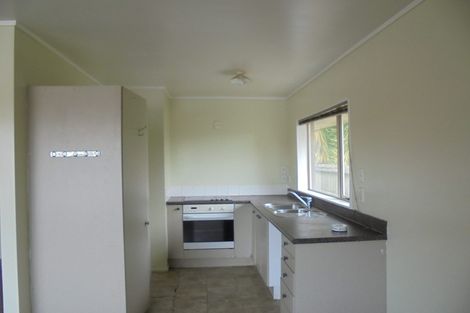 Photo of property in 7 Umu Place, Mangere, Auckland, 2022