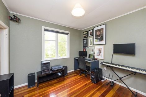 Photo of property in 93 Buick Crescent, Awapuni, Palmerston North, 4412