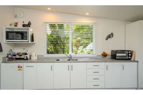 Photo of property in 17 Pickmere Lane, Kerikeri, 0230