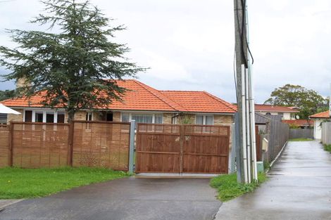 Photo of property in 15a Elliot Street, Howick, Auckland, 2014