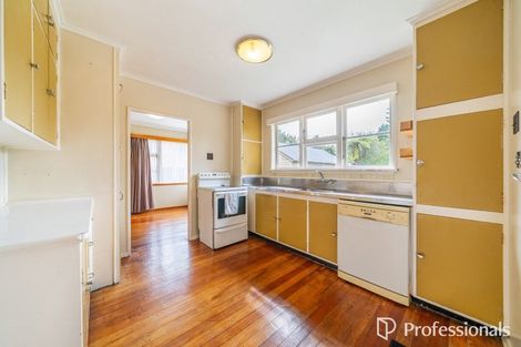 Photo of property in 9 Hugh Duncan Street, Haywards, Lower Hutt, 5018