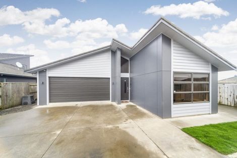 Photo of property in 31a Rosalie Terrace, Kelvin Grove, Palmerston North, 4414